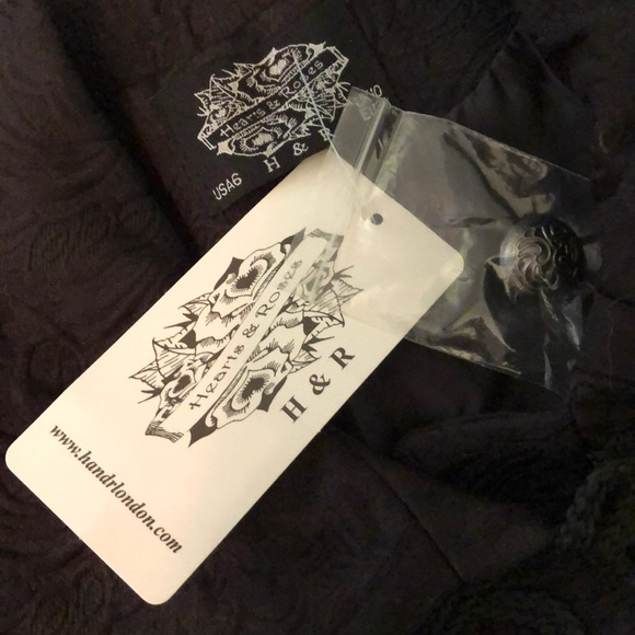 Fabulous Brocade Hearts & Roses UK fitted Jacket - Picture 8 of 8